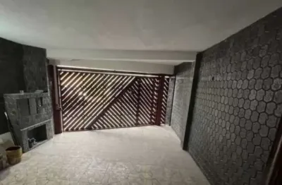 Localizado no bairro de americanópolis, em são paulo, este sobrado é a opção ideal para quem busca conforto e praticidade. com 3 dormitórios, este imóvel oferece espaços amplos e bem distribuídos, per