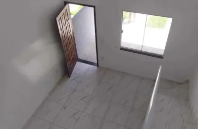 O sobrado localizado no bairro jardim saint moritz, em taboão da serra, é uma excelente opção para quem busca um imóvel com ótima localização e condições facilitadas de financiamento. com entrada a pa