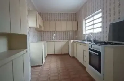 Localizado no bairro cidade líder, em são paulo, este imóvel é a opção perfeita para quem busca conforto e praticidade. com entrada a partir de 32 mil reais e documentação em ordem, o financiamento é 