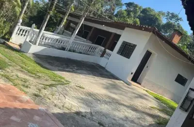 Chácara à venda – juquitiba/sp – a apenas 7km do centro!

 o refúgio perfeito para viver ou curtir os finais de semana em grande estilo!

 oportunidade imperdível! 

 3.900 m² de terreno
 300 m² de ár
