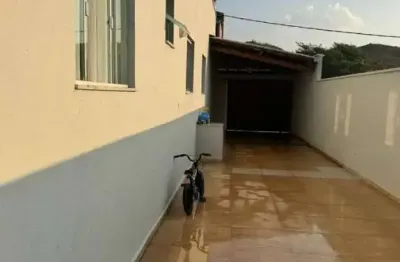 Sobrado a venda - localizado na rua antônio cavazzam, no parque peruche 

ótima oportunidade para sair do aluguel 

 2 dormitórios 
 1 banheiro
 1 vaga de garagem
 cozinha americana
 lavanderia
 corre