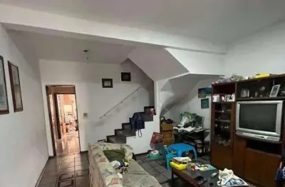 Localizada na charmosa vila dalva, em são paulo, esta casa encantadora está disponível para venda e pode ser sua com uma entrada a partir de 25.000! sim, você leu certo, pode utilizar seu fgts ou até 