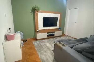 Você está em busca do seu novo lar dos sonhos em são paulo? então essa casa no bairro jardim jaqueline pode ser exatamente o que você procura!

com dois dormitórios, sendo uma suíte, essa casa oferece