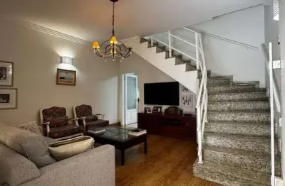 Excelente oportunidade de adquirir sua casa dos sonhos na vila andrade, em são paulo. com entrada a partir de 30.000, você pode utilizar o seu fgts ou cartão de crédito para facilitar a compra. essa c