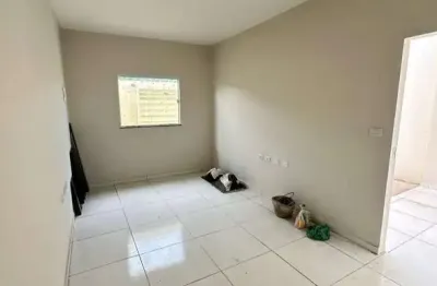 Casa a venda - localizado r. ascenso fernandes - jardim helena, são paulo. 

ótima oportunidade para sair do aluguel 

 2 dormitórios 
 1 banheiro
 1 vaga de garagem
 lavanderia