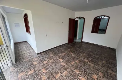 Sobrado a venda - localizado na rua franz j. schram, na cidade dutra

ótima oportunidade para sair do aluguel 

 2 dormitórios 
 1 banheiros
 1 vaga de garagem
 lavanderia