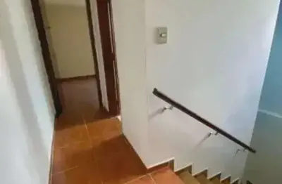 Imóvel à venda na jaçanã – são paulo

 casa espaçosa e bem localizada!

2 dormitórios 

sala ampla com ótima iluminação natural

2 banheiros

1 vagas de garagem

 localização privilegiada, próxima a s
