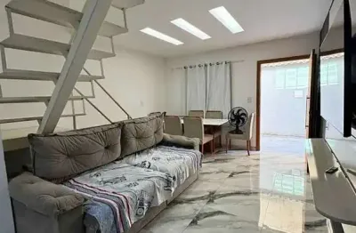 *atenção valor total 750 mil*
entrada de a partir de 160 mil negociado
use seu fgts como parte do valor

com 3 dormitórios, sendo 1 suíte, e 2 banheiros, este sobrado oferece todo o conforto e comodid