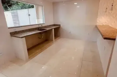 Linda casa na vila guilherme, em são paulo, perfeita para você que busca um lar aconchegante e pronto para morar. com 2 dormitórios, 1 banheiro e 2 vagas de estacionamento, esta casa não precisa de ne