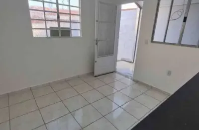 Casa térrea a venda - localizado na rua francisco escobar, no bairro imirim

ótima oportunidade para sair do aluguel 

 2 dormitórios 
 1 banheiros
 1 vaga de garagem
 lavanderia
