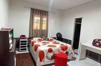 Casa à venda no jaraguá – são paulo/sp
região tranquila, com fácil acesso a comércio, transporte e serviços
- 2 quartos
- 1 banheiro
- área de serviço
- 90 m² de área construída
valor a partir de r$ 2