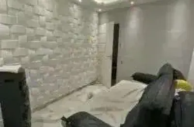 Casa térrea - cidade ademar / são paulo
vende-se casa térrea com 2 dormitórios ? localizada em excelente ponto da cidade ademar, com fácil acesso a comércios, escolas e transporte público.

contrato r