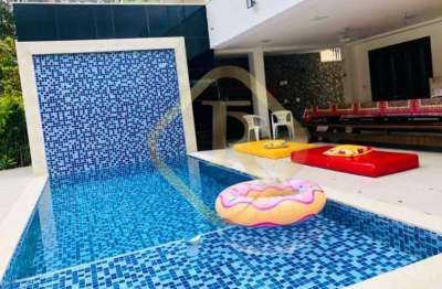 Casa à venda c/4 quartos (suítes)-condomínio reserva do sahy