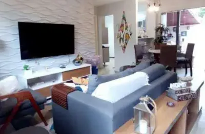 Ótima casa à venda c/3quartos(2 suítes)-sahy-mangaratiba-rj