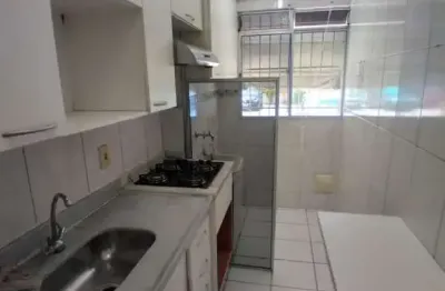 Apartamento térreo 2 quartos no engenho da rainha — condomínio completo