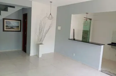 Apartamento na praia do saco - casa duplex sem quintal -mangaratiba rj