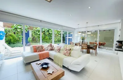 Casa em condomínio para locação anual e venda na praia de juquehy !