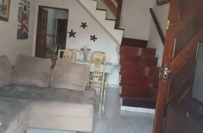 Casa com 3 quartos para alugar na Alameda Amélia, 00, Gopoúva, Guarulhos