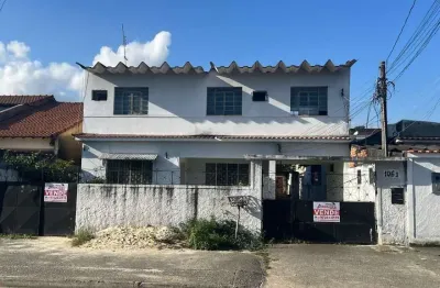 Venda - casa com 2 quartos, quintal e área de serviço - santa cruz - rio de janeiro - rj