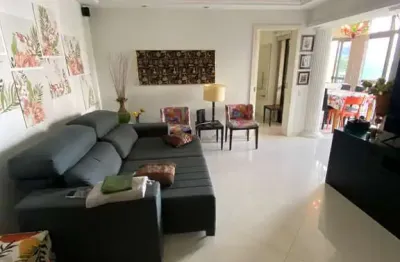 Lindo apartamento na barra da tijuca com 2 quartos e 2 suítes, 70 metros, 1 vaga.
