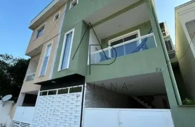 Casa Tríplex em Condomínio Fechado – Rio da Prata

 Localização tranquila
• Rio da Prata, Campo Grande – vista privilegiada para a montanha 
• Condomínio com portão eletrônico e ambiente familiar
 

 