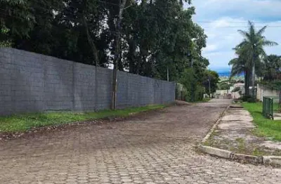 Terreno 200m2 - Arniqueiras - condomínio Fechado na Avenida principal - aceito veículos