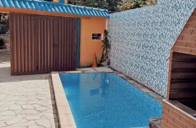 Casa com 2 quartos para alugar na Rua Das Rosas, sn, Centro, Mangaratiba