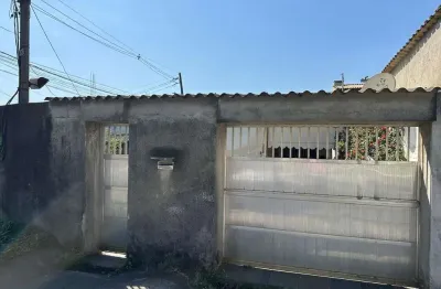 Venda - Casa com 3 Quartos, Garagem e Quintal &amp;quot;Troco por carro&amp;quot; Santa Cruz - Rio de Janeiro - RJ