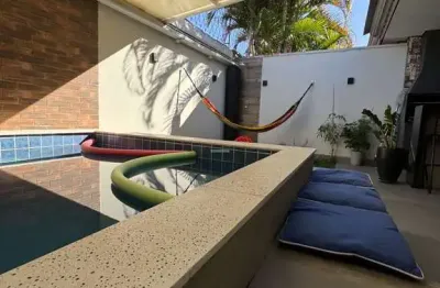 Casa em condomínio fechado com 3 quartos à venda na avenida juvenal arantes, 1555, jardim carolina, jundiaí por r$ 999.999