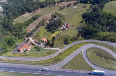 Sítio à venda itatiba 68.000 m2, na beira da d. pedro, 6 casas , água de mina; rancho, paiol. sabesp próxima com expansão da rede.