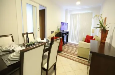 Apartamento para aluguel no centro, mobiliado, 1 dormitório e garagem.