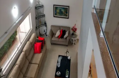 Casa à venda em condomínio de paulínia, 3 suítes (1 com closet), 4 garagens