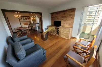 Apartamento à venda em poços de caldas, com 3 dormitórios (1 suíte ) , 1 vaga , living com sacada .