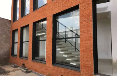 Prédio corporativo para venda em campinas, na região do alphaville, com 3 pavimentos, elevador e garagem para vários autos.