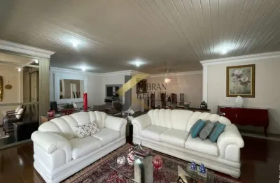 Apartamento à venda no cambuí, 4 suítes, 3 vagas de garagem no subsolo com depósito.