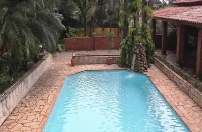 Casa à venda  no parque xangrilá, em campinas com 03 dormitorios(2 suites)e piscina