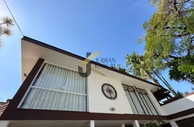 Casa para aluguel no jardim das paineiras, com 4 dormitórios, (3 suítes), lazer privativo e garagem para 6 carros