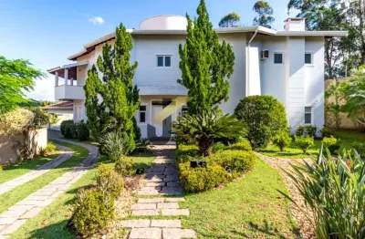Casa em condomínio à venda em sousas, com 6 suítes (2 térreas), espaço gourmet e garagem para 10 carros.
