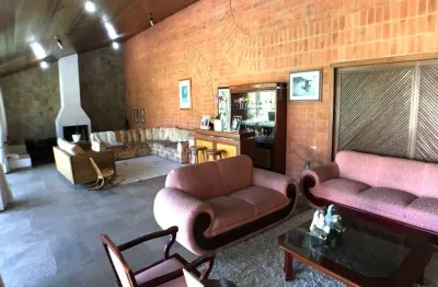 Casa térrea em condomínio à venda no são quirino - campinas, com 4 suítes, piscina, churrasqueira e quadra de tênis.