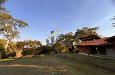 Chácara à venda, jaguariúna-sp.  chácaras santo antônio. com 2 dormitórios (1 suíte ), sala , cozinha, 2 banheiros, 2 vagas. casa de caseiro.