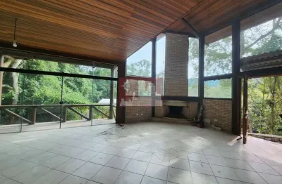 Casa em condomínio fechado com 4 quartos para alugar na Rua Gravatá, 300, Serra da Cantareira, Mairiporã