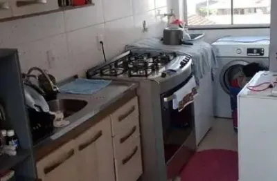 Apartamento á venda com 2 dormitórios parte alta bairro santa regina em camboriú sc
