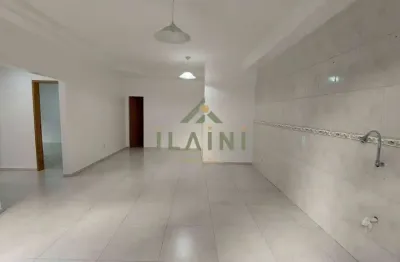 Casa com 2 quartos para alugar na Rua Oscar Vieira, Centro, Camboriú