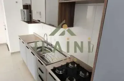 Apartamento á venda semi-mobiliado com 2 dormitórios com área de lazer e elevador condomínio Vivendas em Camboriú SC