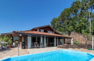 Casa com 4 quartos à venda na Rua Jornalista Narbal Villela, --, João Paulo, Florianópolis