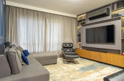 Apartamento de 96m² com 3 quartos sendo 1 suíte na agronômica