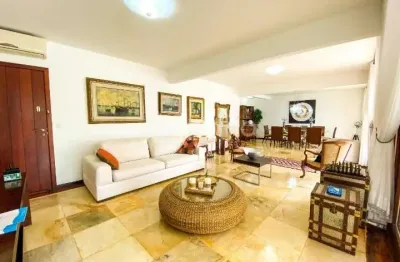 Casa de 291m2 com 4 quartos sendo 2 suítes em joão paulo