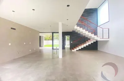 Casa residencial de 4 dorms no bairro ribeirao da ilha