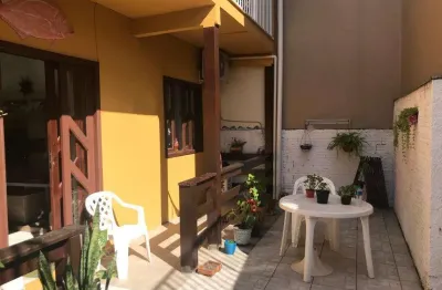 Casa residencial de 5 dorms no bairro lagoa da conceição