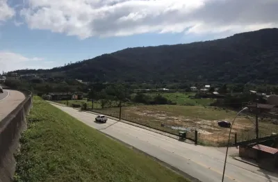 Terreno de 3500m² no bairro enseada do brito (ens brito)